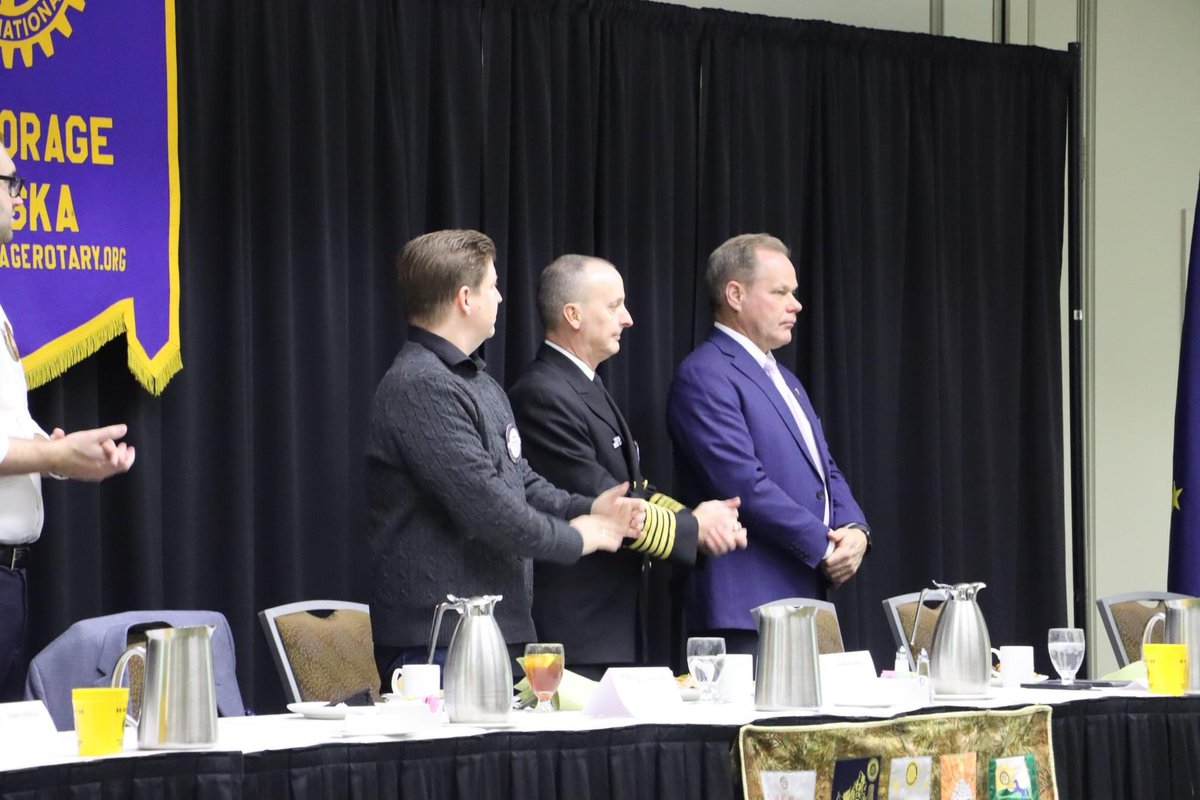mayor_bronson's tweet photo. It was an honor to talk with Anchorage Downtown Rotary this week about the progress we are making to turn Anchorage into an even better city to live, work, and play.

#anchorage #alaska #ancmayor #stateofthecity https://t.co/Ur2zx1zvZN