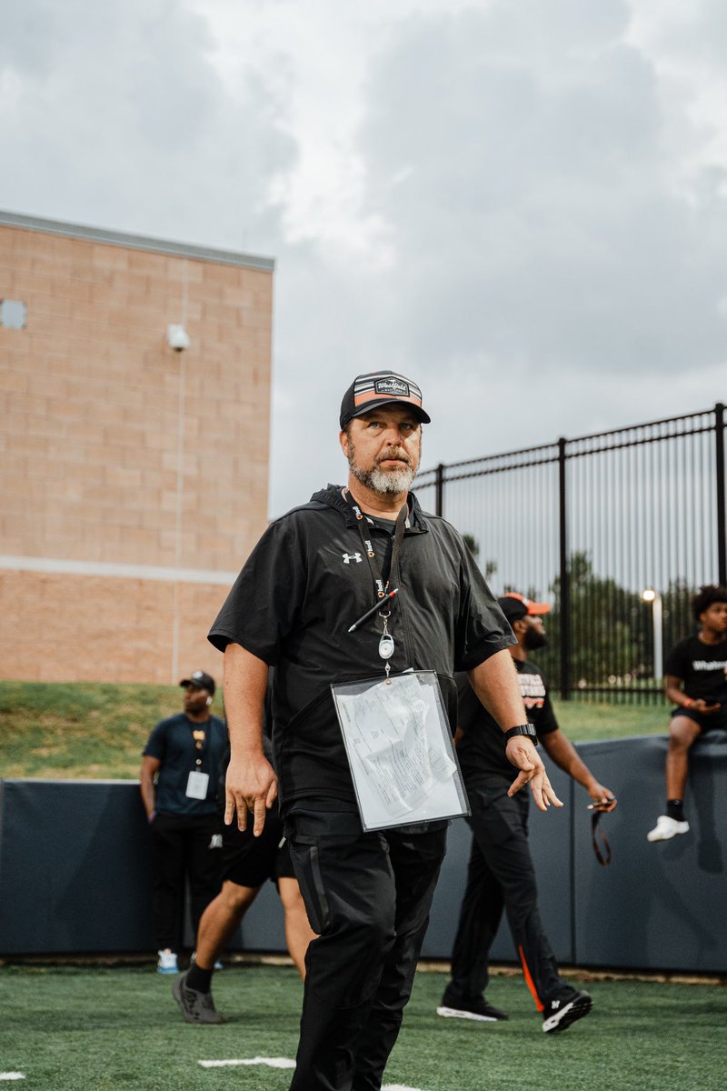 fb_westfield's tweet image. Congratulations to @Meeks38 and staff for winning @HoustonTDClub Coach of the Year! 

@whsmustangs @ajacinto3 @SpringISD @DerrellOliver @LauraH1431 @MarcG14Line @joeagleason @Matt_Stepp817 @Tepper @KPRC2RandyMc