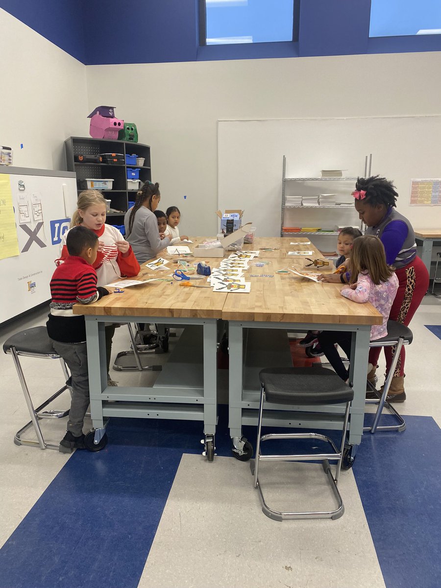 MrsJessCosman's tweet photo. First grade had so much fun building and creating in the Maker Space today! Lego car racing, building on the Lego wall, building with connecting straws, and making circuit holiday cards! Shout out to our awesome 5th grade helpers leading the activities! #onlyatIC #IC2223 https://t.co/w4SeEf8VLj