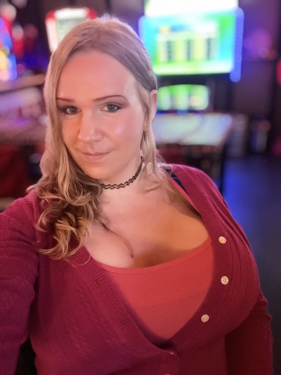 Slideshow zenizounds nude.