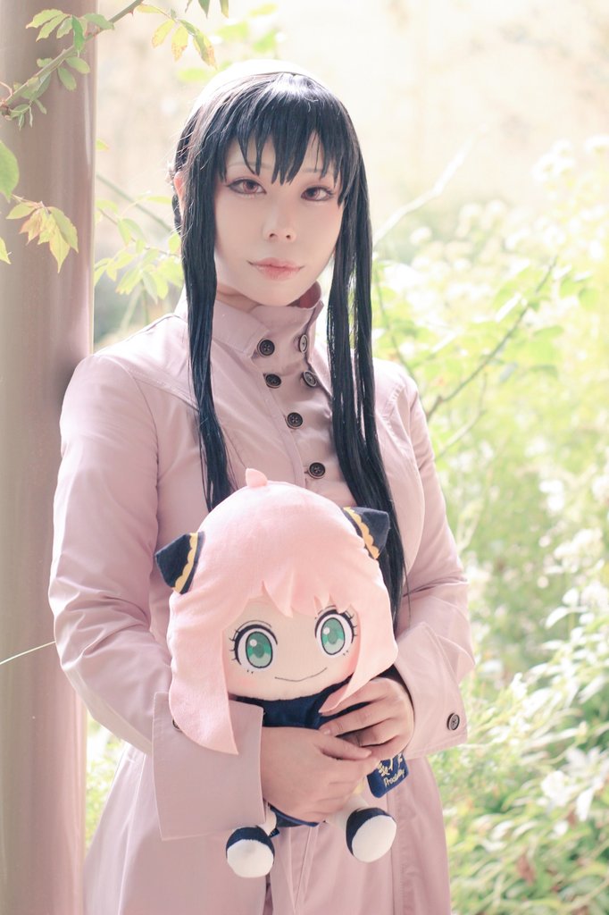 表の顔と裏の顔 のイラスト マンガ コスプレ モデル作品 24 件 Twoucan