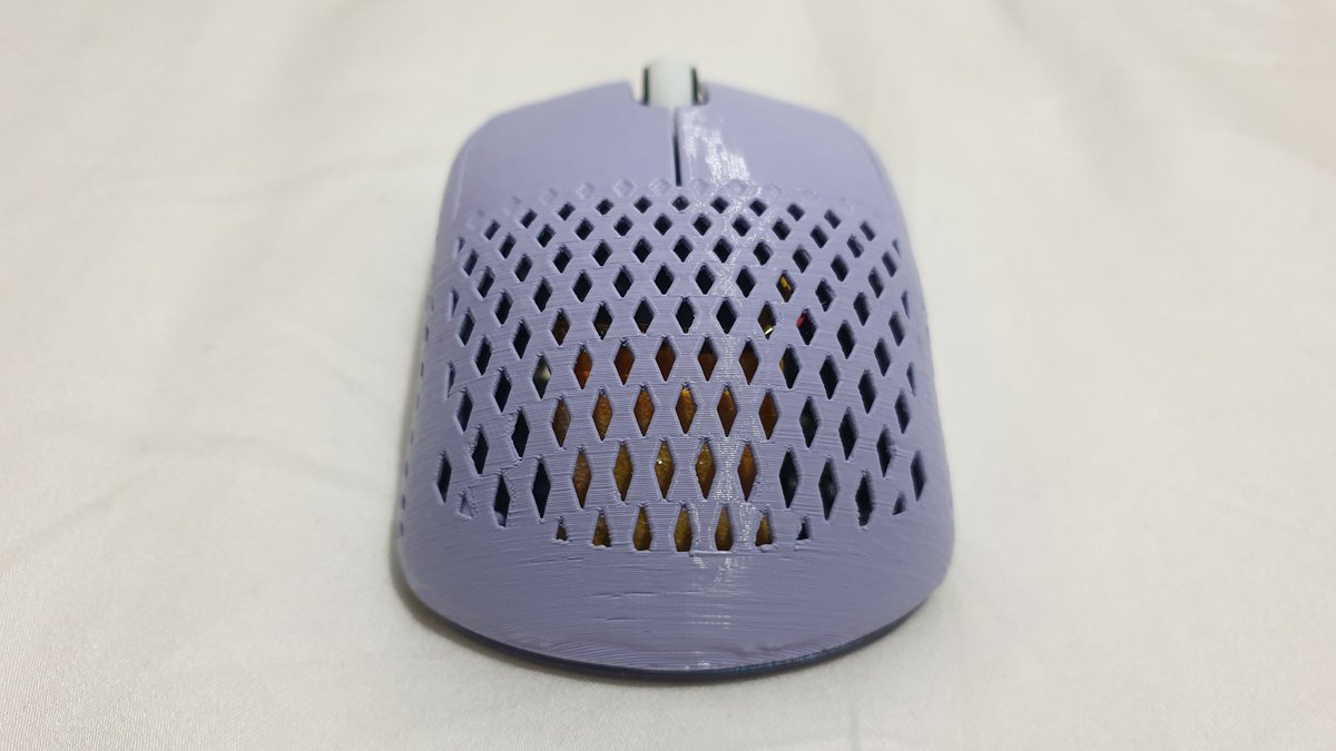 kyleirelandtech's tweet photo. Looking forward to using this Crafted Mice Symera94 with Razer Viper V2 Pro Internals.
A lightweight gaming mouse with 4khz polling.
@craftedmice
Lilac w. Wizard's Voodoo
BT.L Glass Dots Skates
#craftedmice #custommouse #gamingmouse #3dprinted #razer #mousemod #mousemodding https://t.co/qSJNjQGa10