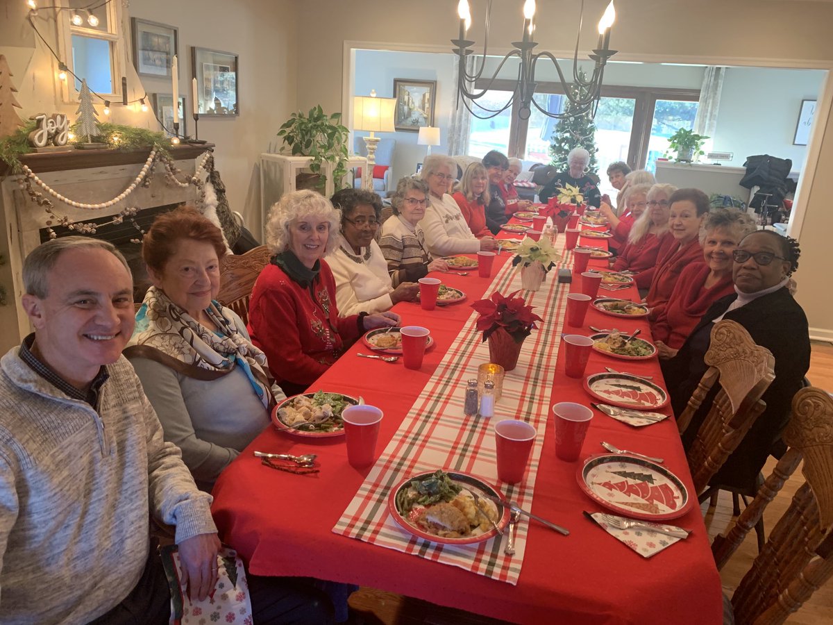 ScottWendal's tweet photo. Jodie made a delicious meal at our home for our widows at Valley Forge Baptist. These dear saints lovingly serve God and our church family. https://t.co/T8ZgbFRd35