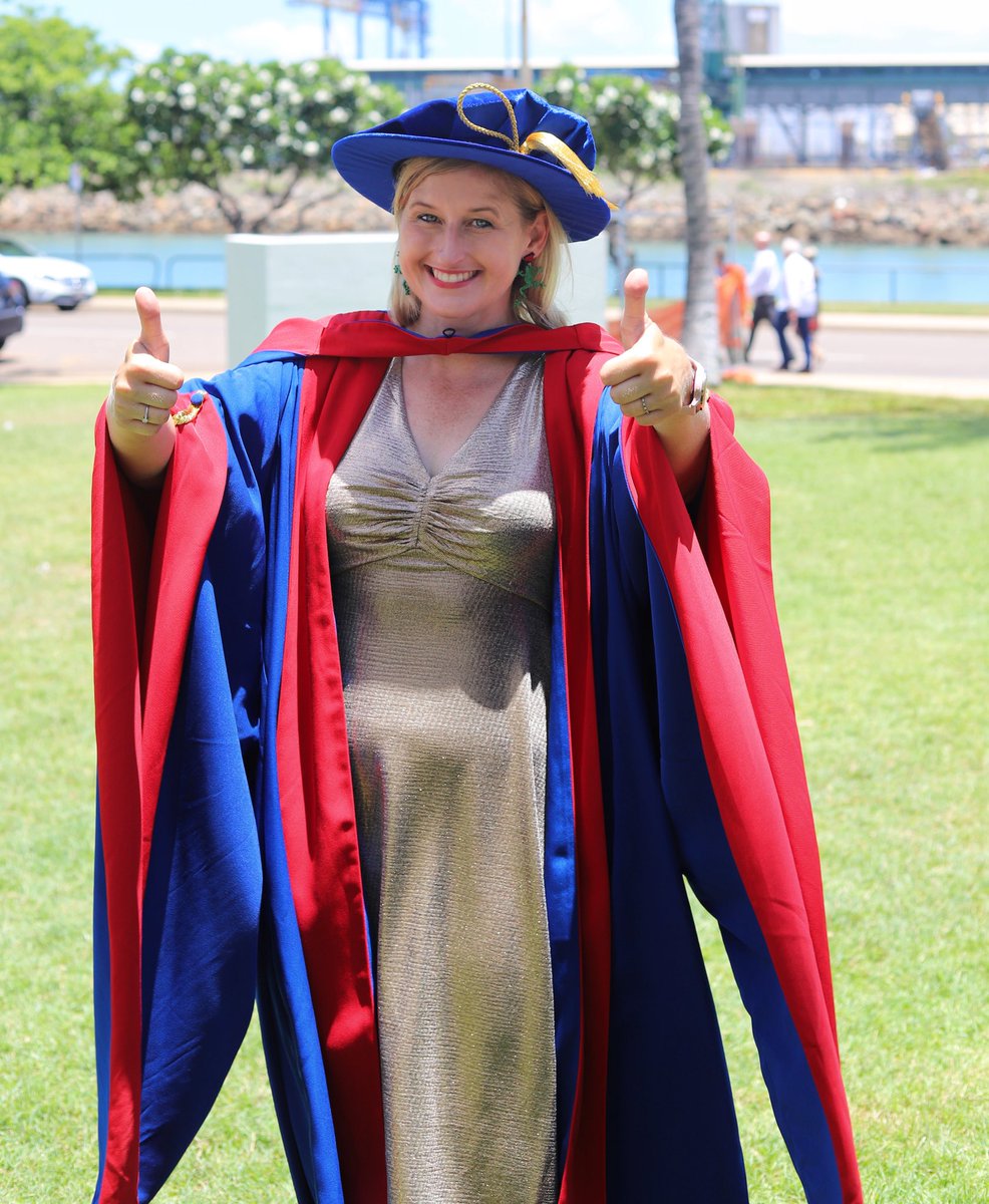 After four years of long days in the field and even longer days in the lab. I made it! <a href="/jcu/">James Cook Uni</a> <a href="/CPHMVS_JCU/">JCU: CPHMVS</a> #phddone