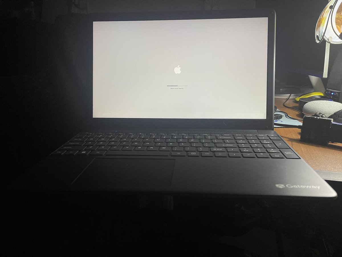 OpenVMS_DECnet's tweet image. MacOS Monterey on a $150 Walmart Gateway 11th-gen i3 15.6” notebook … pleasantly surprised by how well it runs compared to what I was expecting! No way to bump up the 4GB of RAM - apparently the RAM is welded to the motherboard. A pity.

#hackintosh #macOSMonterey #virtualbox