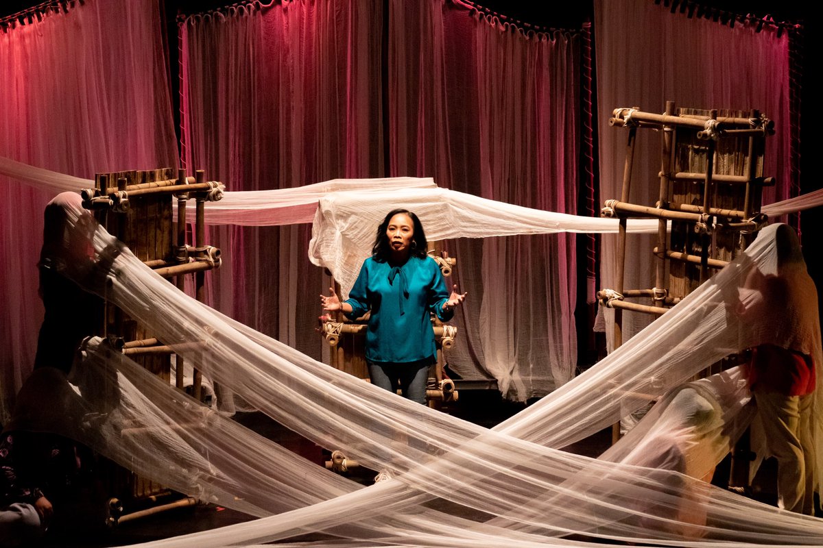 Teater eL Na'ma Indonesia tweet media