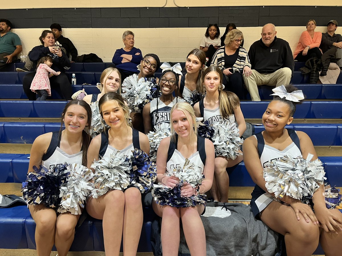 CheerWah's tweet photo. JV Cheer rising to the occasion! https://t.co/Z9CreJ4dDE