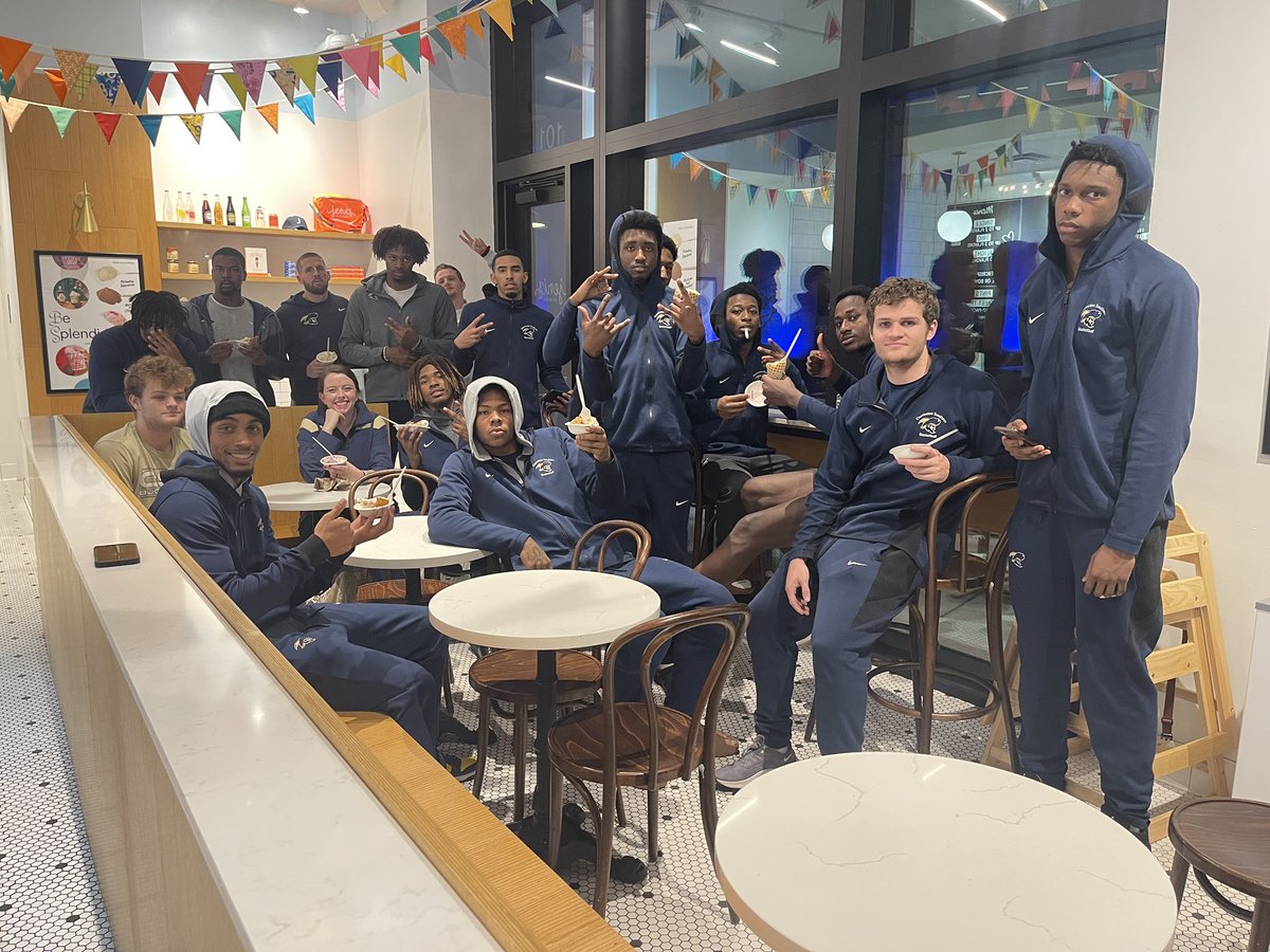 Road W’s 🤝 ice cream

#BeThere