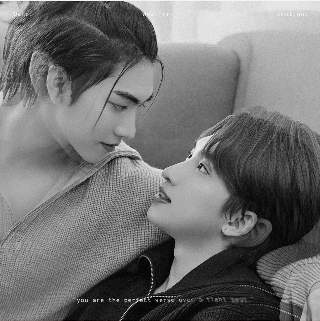syscznbnxqnoona's tweet photo. “Love is like a friendship caught on fire. In the beginning a flame, very pretty, often hot and fierce, but still only light and flickering. As love grows older, our hearts mature and our love becomes as coals, deep-burning and unquenchable.”

#BoNohSelfieDay https://t.co/qmiXshzsAq