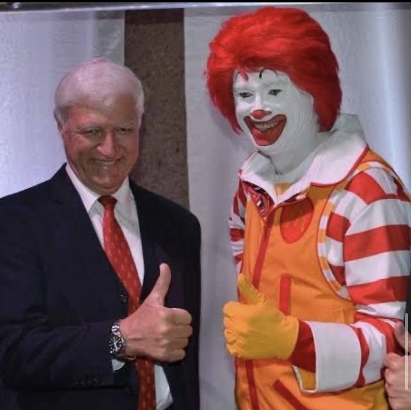 Meeting the head trot Rn #Natcon22