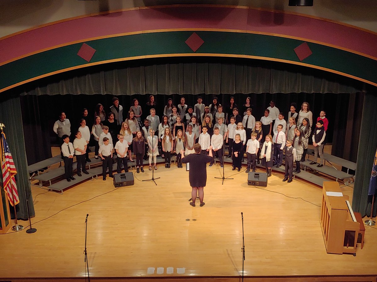 Mr. Small tweet media