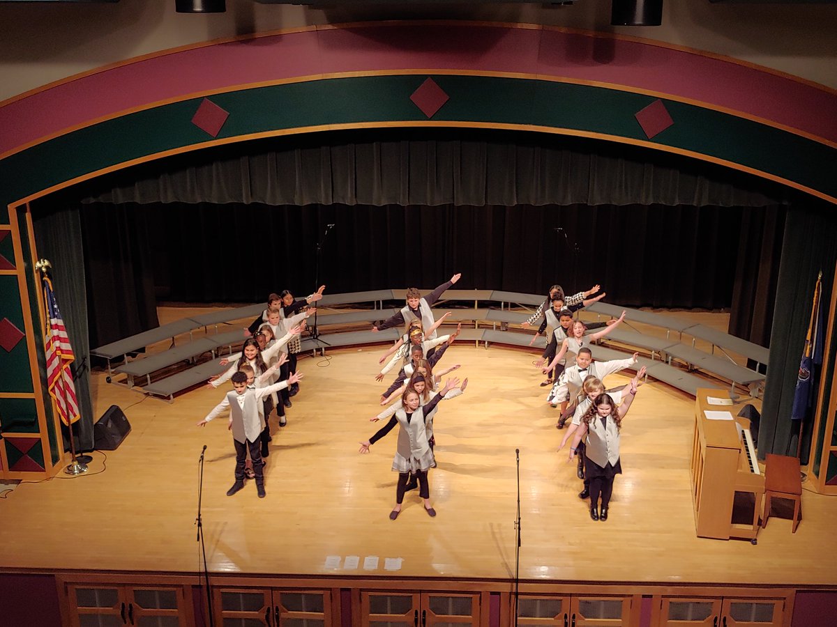 Mr. Small tweet media