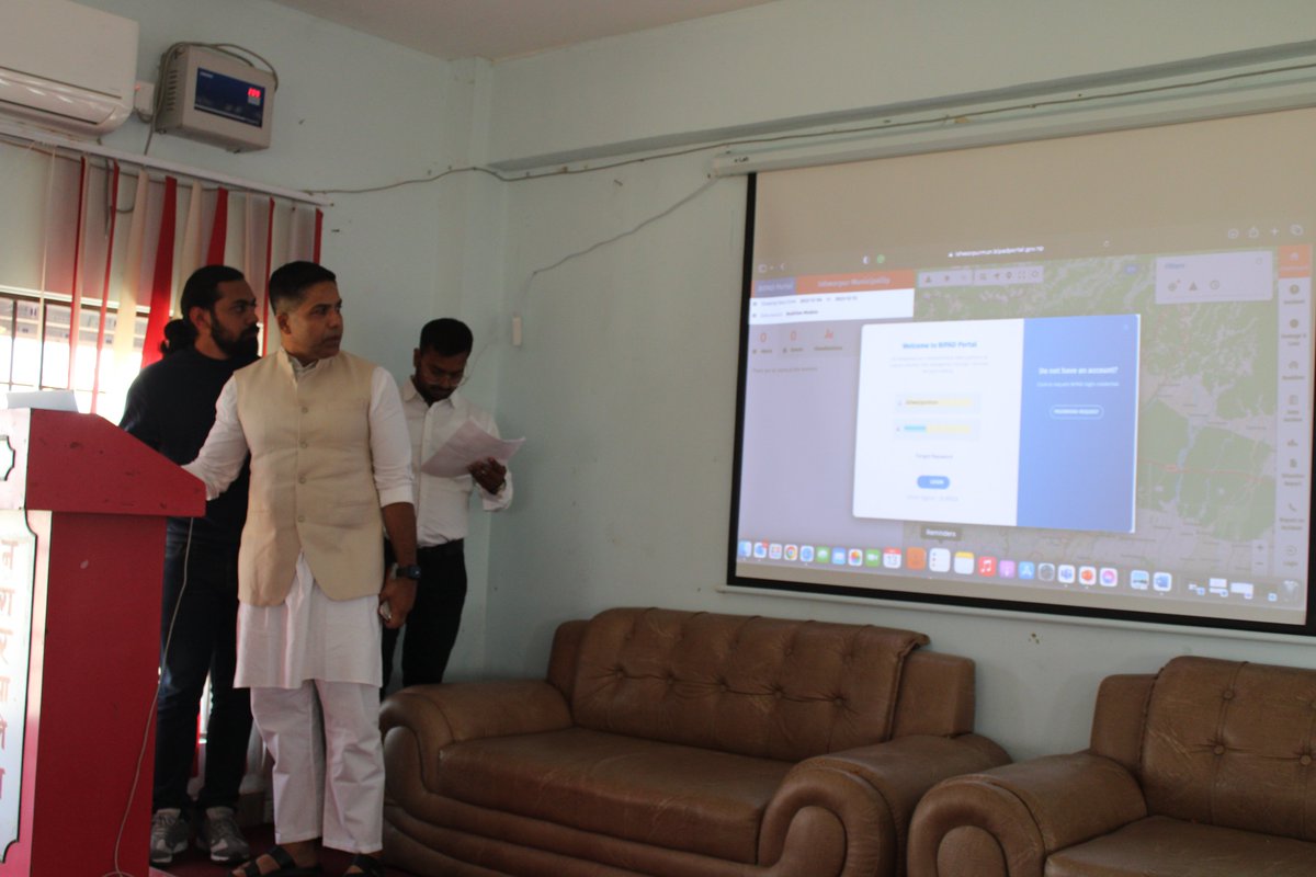 DRRFellowship's tweet photo. **BIPAD Portal launched in Ishworpur Municipality**
On 13 Dec 2022, municipal BIPAD portal of Ishworpur Municipality, https://t.co/VZ84c4Splr was launched by the municipality. Following the event, participates discussed on LDCRP. 
@EUinNepal @YILabNepal @mofaganepal @NDRRMA_Nepal https://t.co/gf5z3YqM1W