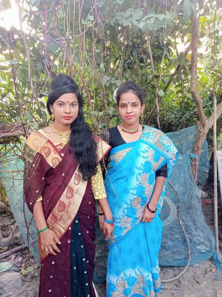 Polash142's tweet image. My two small sister
Rima and suma