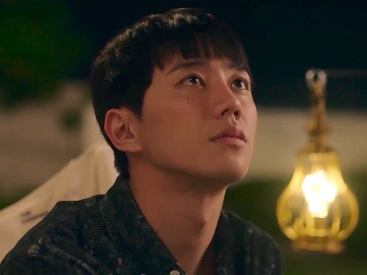 ljy096's tweet photo. 🤝
When your boy holds your hand…
#成為你的夜晚 EP06
泰仁
🆚
#以一當百執事 EP13
泰熙/濬榮
#LeeJunYoung
#イジュニョン
#อีจุนยอง #이준영 #jflex
#李濬榮 #JUNYOUNG
#일당백집사 #MayIHelpYou
#mbcdrama #이혜리
#Taehee #Taein
#BehindtheScenes
#096drama
#096Cute https://t.co/qPDQVXW5ev