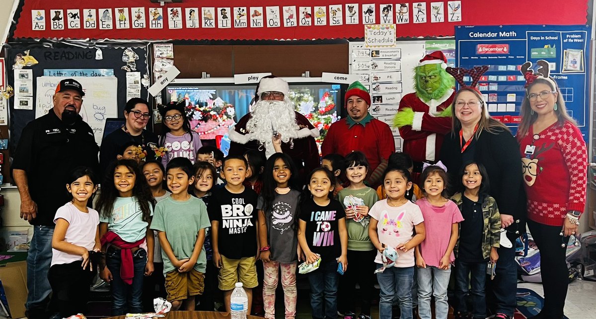 YeagerES's tweet photo. Yeager Tiger students were surprised today with an unexpected visit from Santa and a very special gift. THANK YOU Frank Garcia and ProTech Mechanical, Inc. for your generosity and providing our students with this amazing experience! @CCISD @KelsieMorris12 https://t.co/CFfpIuZ2c8