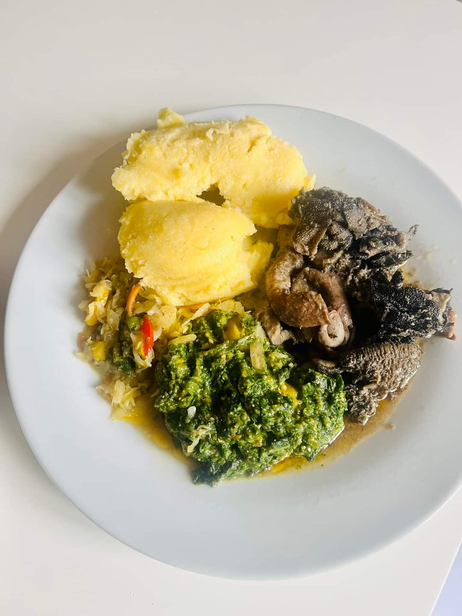 manenzhe_samuel's tweet photo. #Section89PanelReport... Good morning
Today's menu at Manenzhe Trading Enterprise
We open at 10h00 until 18h00
For delivery contact Tondani https://t.co/c1MTKOzi13