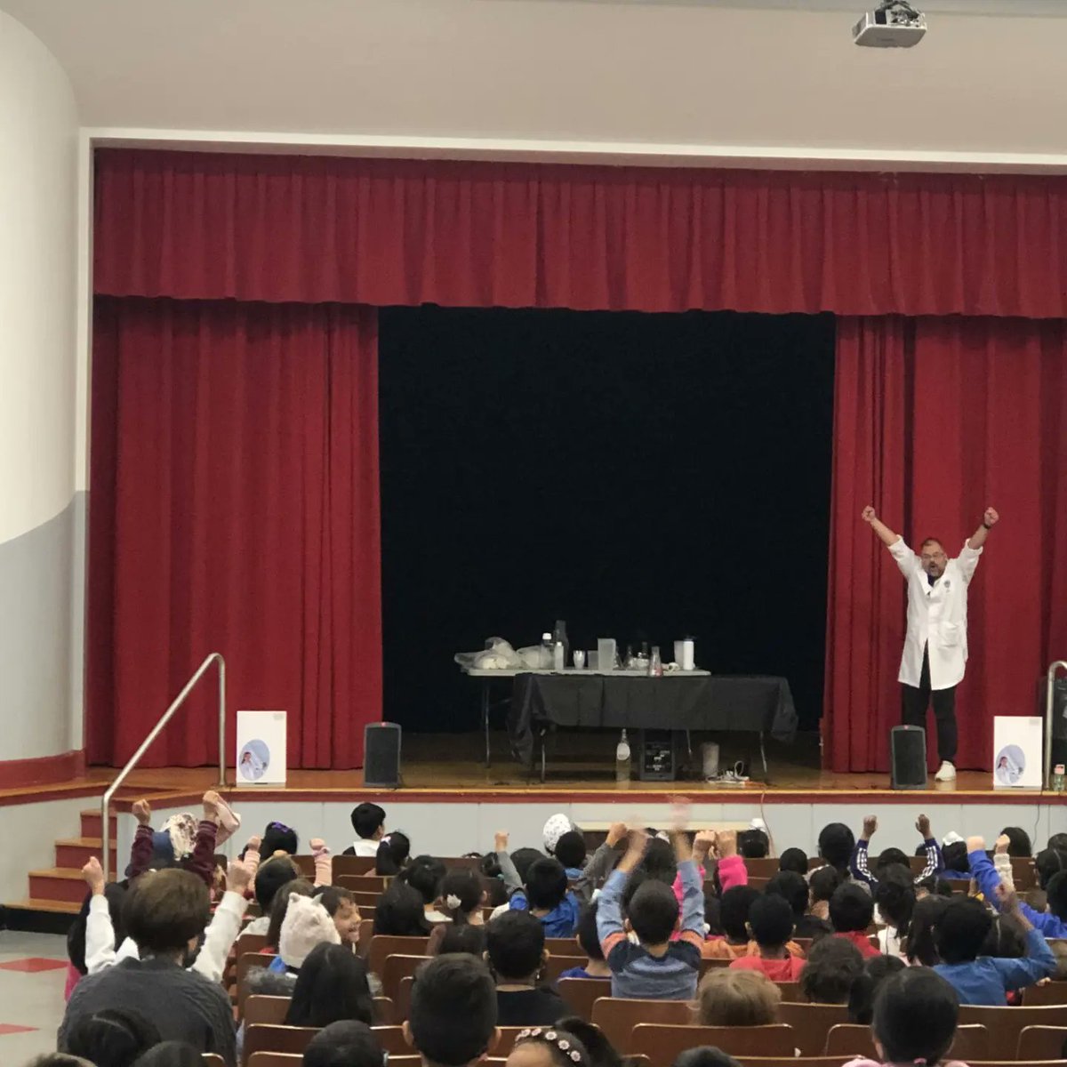 PS115QPTA's tweet photo. 👩‍🔬👨‍🔬We are excited for today's successful in-person STEM Mad Science/ Crayola Imagine Arts assemblies 🤩 PreK to 5th grade enjoyed a fun and interactive program at school today. Thank you Mad Science &amp; Thank you parents🥰 #ps115qpta#STEMassemblies#MadScience/Crayola Imagine Arts https://t.co/bGn4ErvGpF