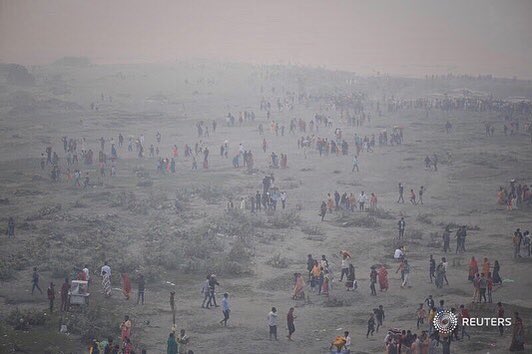 Air pollution blights India’s capital. 
A smoky haze hangs over India's northern plains and its capital, New Delhi, every year as winter sets in, raising fears for the health of many millions of people.
#Pollution #NewDelhi #Delhi #India #PhotoJournalism #Reuters