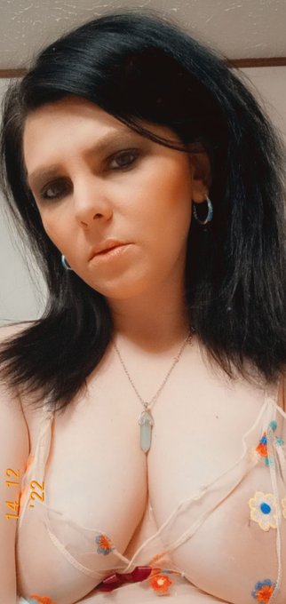 Support my onlyfans for custom videos or pics!!!  https://t.co/sWZE6JQ8Rx https://t.co/qun8RX3dwv