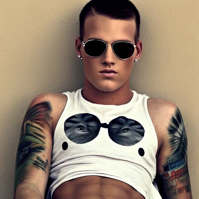 TW Pornstars Brandon Wilde. Fotos y vídeos de Twitter.
