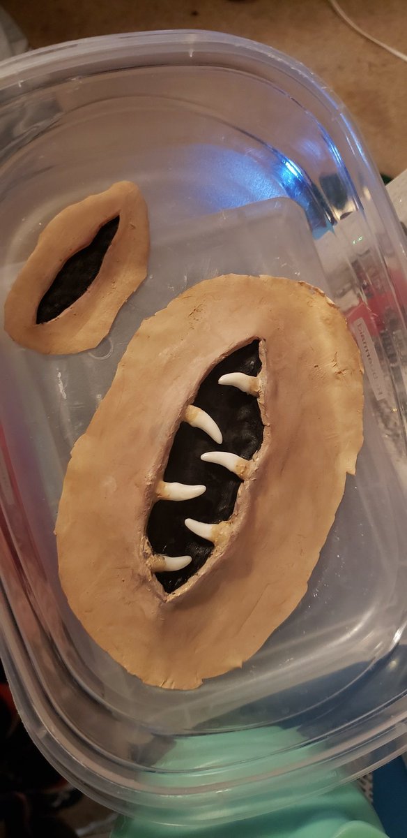 AmbiguousWren's tweet image. WIP// The last chussy pic y'all are getting until application on Sunday. Will have more color to it. Still so fucking proud of myself. 

I made this 

#KirionaGaia #tlt #chussy #speedholes #sfxprosthetics