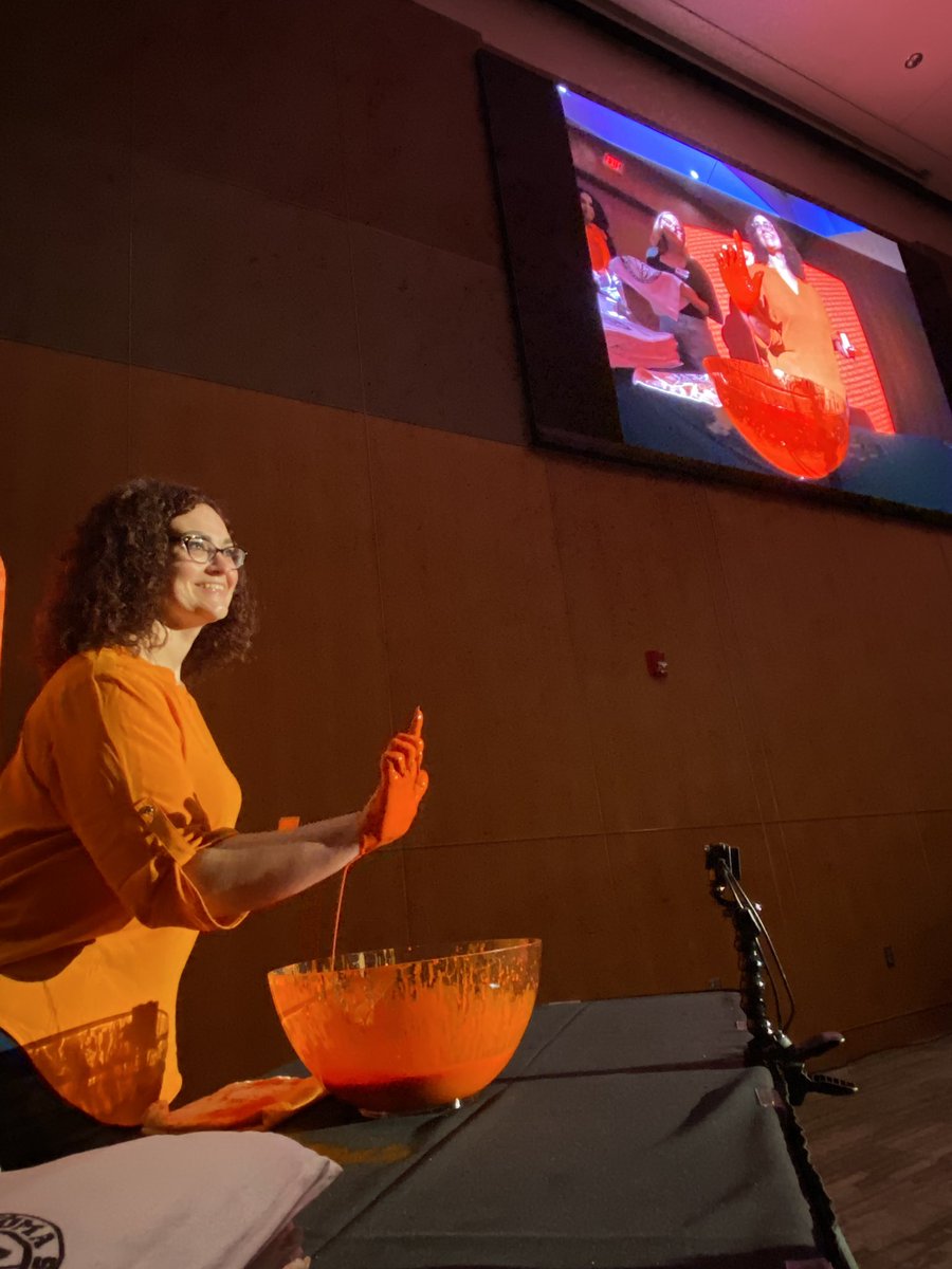 OKStateAlumni's tweet photo. Congratulations to all the Cowboys who received their #OKStateRing tonight and participated in our Orange Splash tradition! 🧡
#okstate #GoPokes #LoyalAndTrue #ConnectedForLife https://t.co/6mmrQuAKLs