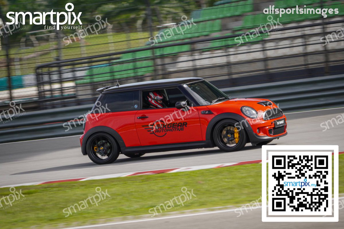 alfianhashim's tweet photo. MINI Track Day @ SIC Sepang last sunday ... Good crowd 
https://t.co/BrQiCJGXgc https://t.co/JC2503khji