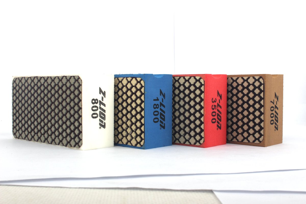 Stevenyu2008's tweet image. Resin diamond hand polishing pads is an outstanding tool for shaping and polishing granite, marble, engineered stone, quartzite, ceramic, porcelain, and other materials.     Grit: 800#----7000#. #diamond, #grinding, #handpad, #polishingblock. contact zhili4@stone-tool.com