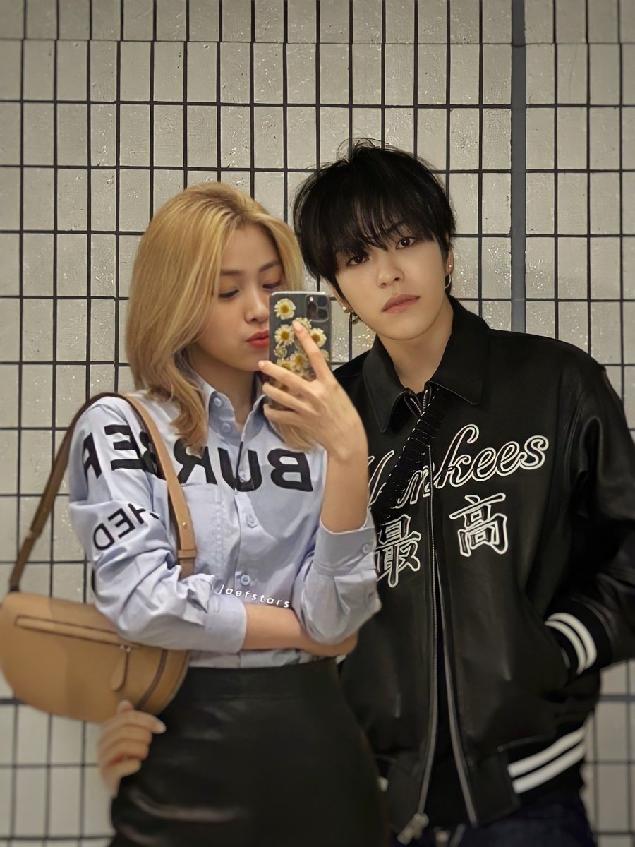 viscaunt's tweet photo. 1st time #yoonshin #yuncin https://t.co/xXN7rL4vx8