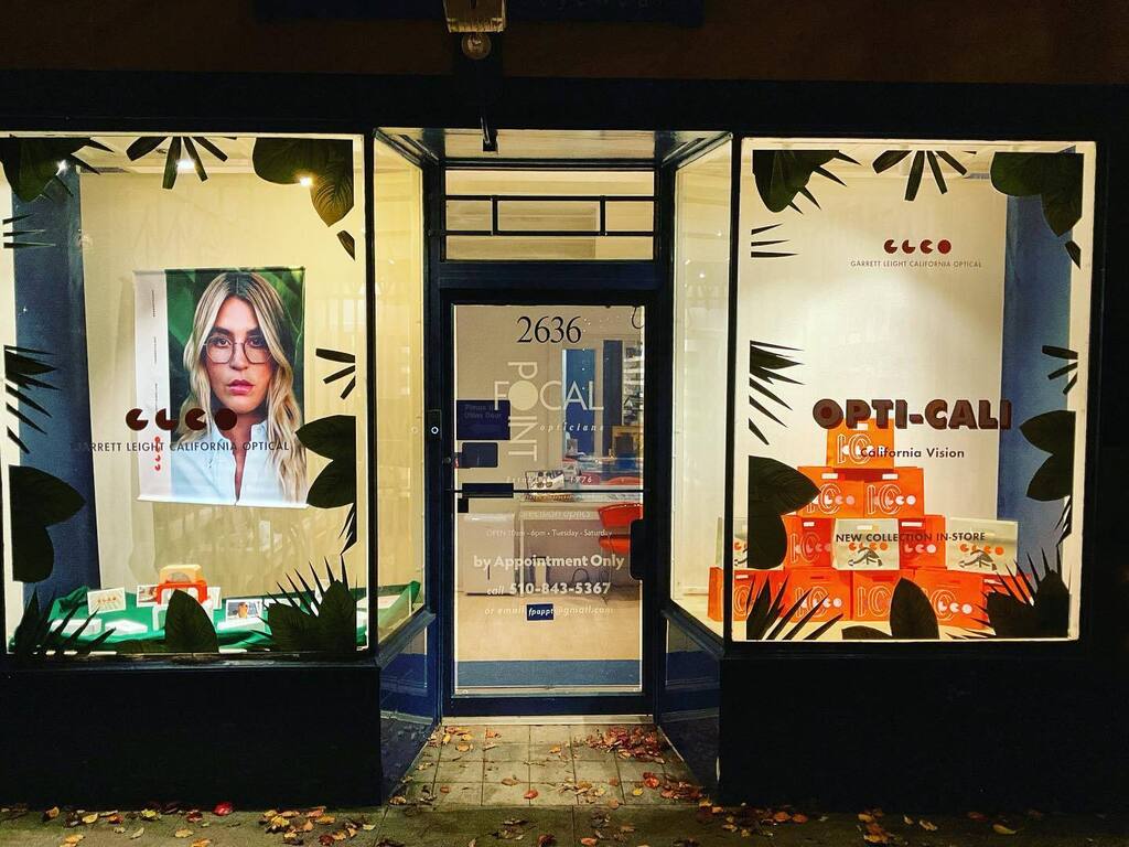 focalpointopt's tweet photo. Thank you @garrettleight for our wonderful windows! 💙

#independenteyewear #detailsmatter
#eyeglassesfashion #shoplocal #berkeley
#eyeglasses #bayarea #eyewear #sunglasses
#lunettes #style #fashion
#designmatters #smallbusiness https://t.co/Ex8CNX7ALG https://t.co/H8AOGtMdF2