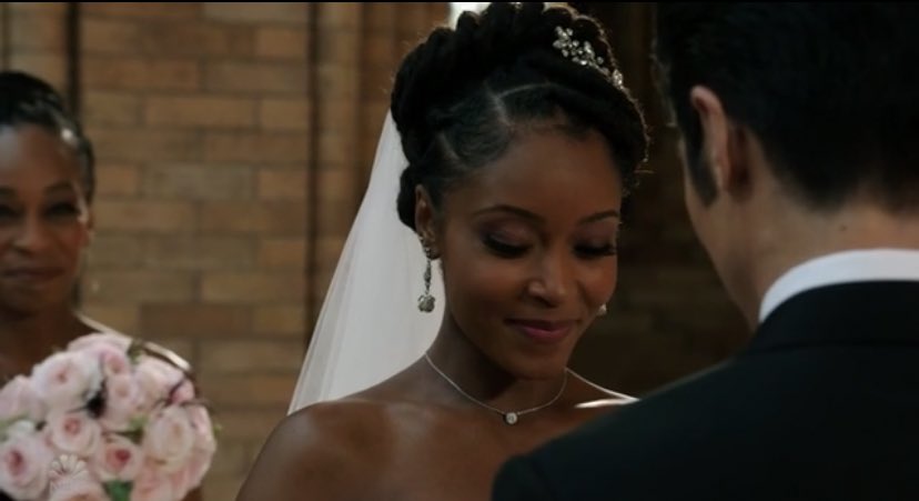 realdowntovenus's tweet photo. A wedding to remember! Iβm so happy they got the ending they deserved π (April looked so stunning) #chexton #ChicagoMed https://t.co/1Qougm4f4h