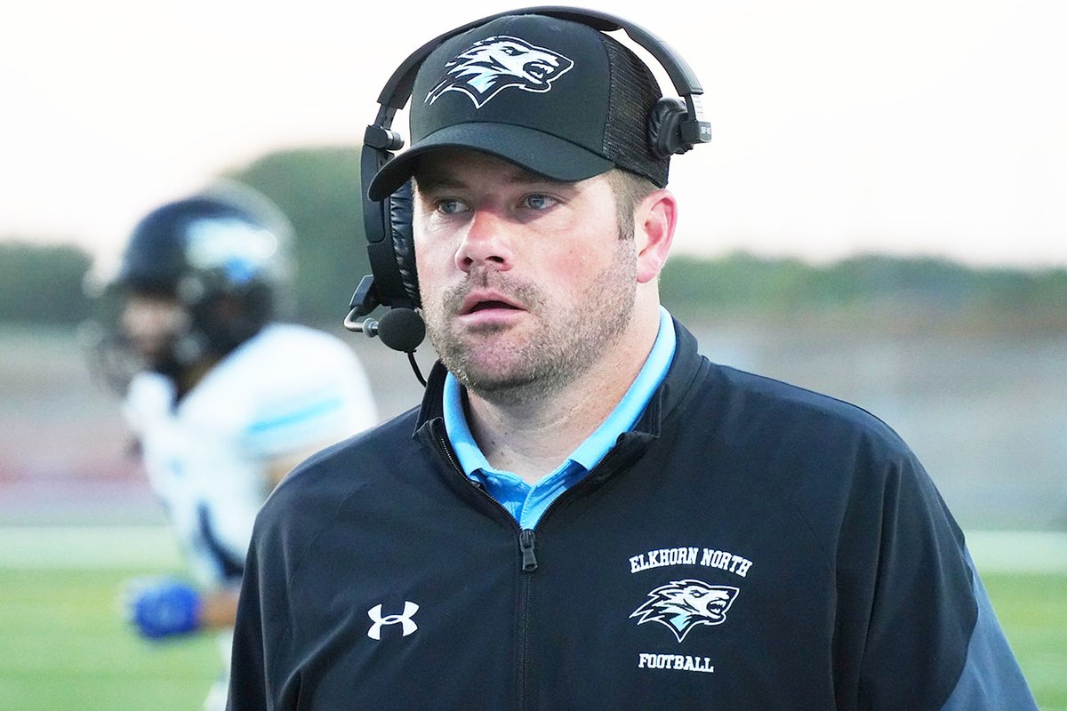 HuskerlandBob's tweet photo. More Berens Coaching Award winners at https://t.co/nxJLJ5oMdr. These coaches all had their 2022 teams achieving at high levels. Like, high. @ENHS_Football @MCBisonFootball @pawneeschool @go_ahsbulldogs https://t.co/A284nhDlHT