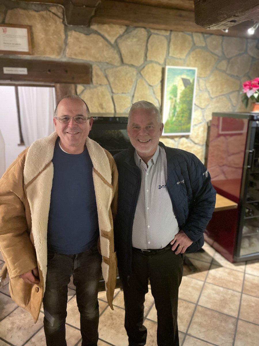 PlatinumTooling's tweet image. Preben is meeting with Dunner SA  in Switzerland to learn more about the DunnAir systems for #guidebushings. He visited the Camille Bloch Chocolates in Courtelary with Sebastian Dunner and had dinner with Daniel Dunner. 
#swisstype #lathes  #machinetools #mfg