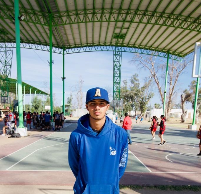 cobach_sonora's tweet photo. Alumno del Plantel SIRM de Cobach anhela debutar con Yaquis de Ciudad Obregón 
https://t.co/cZVcBFuCpe https://t.co/LnkpTFqTyh