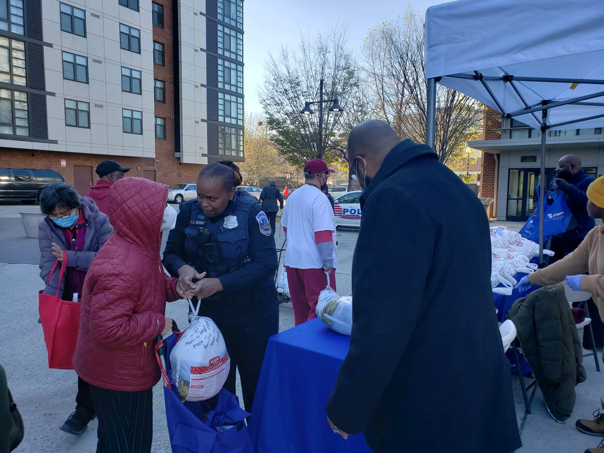 MissionFirstHG's tweet photo. Remembering the reason for the season!

A look at the recent turkey drive where, thanks to @pepco @TBAconnects as well as @DCPoliceDept, we gave out over 200 turkeys to residents of Golden Rule Plaza, The SeVerna, SeVerna on K, Golden Rule Apartments, Plaza West &amp; Fells Point. https://t.co/2gTR8UIAKO