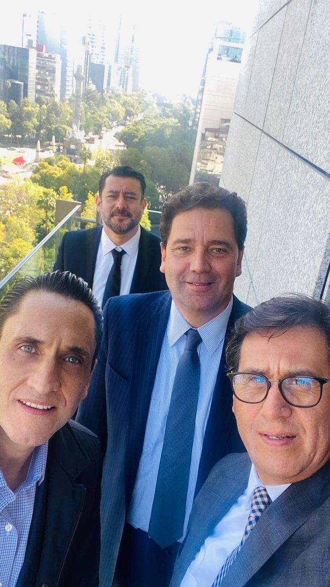 Aquí casual con mis amigos del Comité fiscal de INDEX