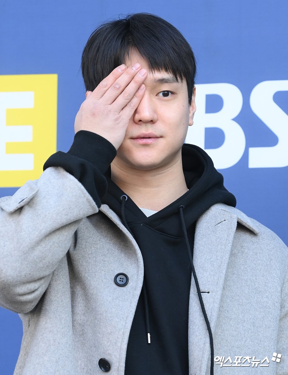 allaboutkopular's tweet photo. Pada sore hari tanggal 7, SBS Radio Power FM 'Choi Hwa-jung's Power Time' diadakan di SBS di Mok-dong, Seoul.
#๊ณ ๊ฒฝํ #gokyungpyo #kokyungpyo #kopular #HAPPYO #Connect https://t.co/ftrab8sKR6