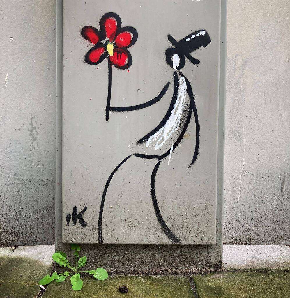 F_erre's tweet photo. Just wanted to send you all a #flower today. Work by @exit.enter.k for @streetartmuseumamsterdam hidden in the streets of #amsterdam 
.
#exitenter #sloterdijk #iamsterdam #amsterdamstreetart #visitamsterdam #streetartnetherlands #urbanart #streetart #gra… https://t.co/cgHE24ohDu https://t.co/zwDfaQ95Fj