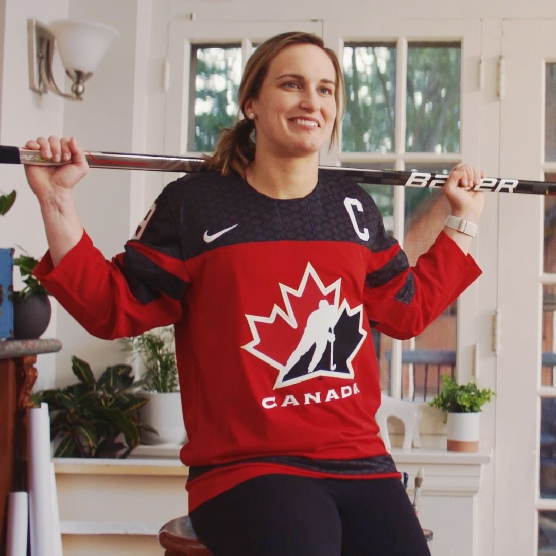 TimHortons's tweet photo. Congrats @pou29 on making history as the first female hockey player to win Canada’s athlete of the year award. You inspire and motivate us all! 🇨🇦🏒 https://t.co/BYLqtUnFdC