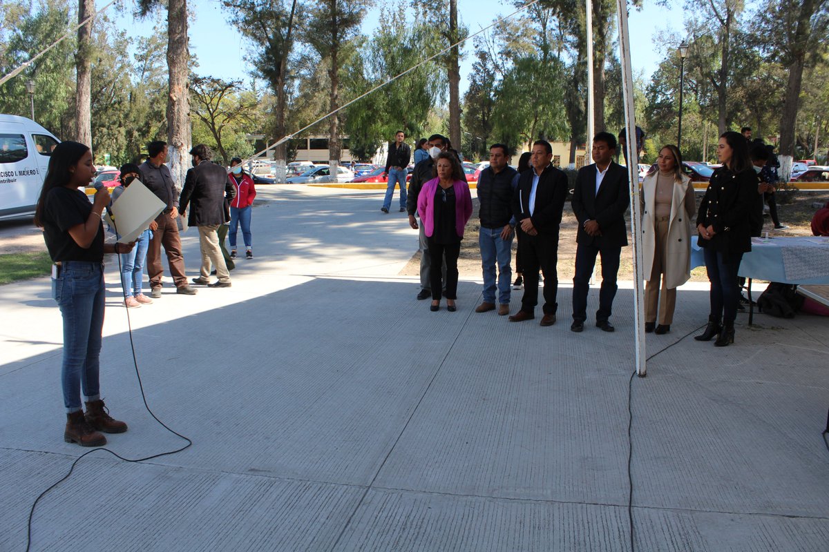 UPFIM_Oficial's tweet photo. Estudiantes de Ing. Agroindustrial encabezaron la EXPO AGROINDUSTRIAL 2022, espacio que muestra los productos desarrollados en el transcurso del cuatrimestre. https://t.co/ZtH6SdQiap