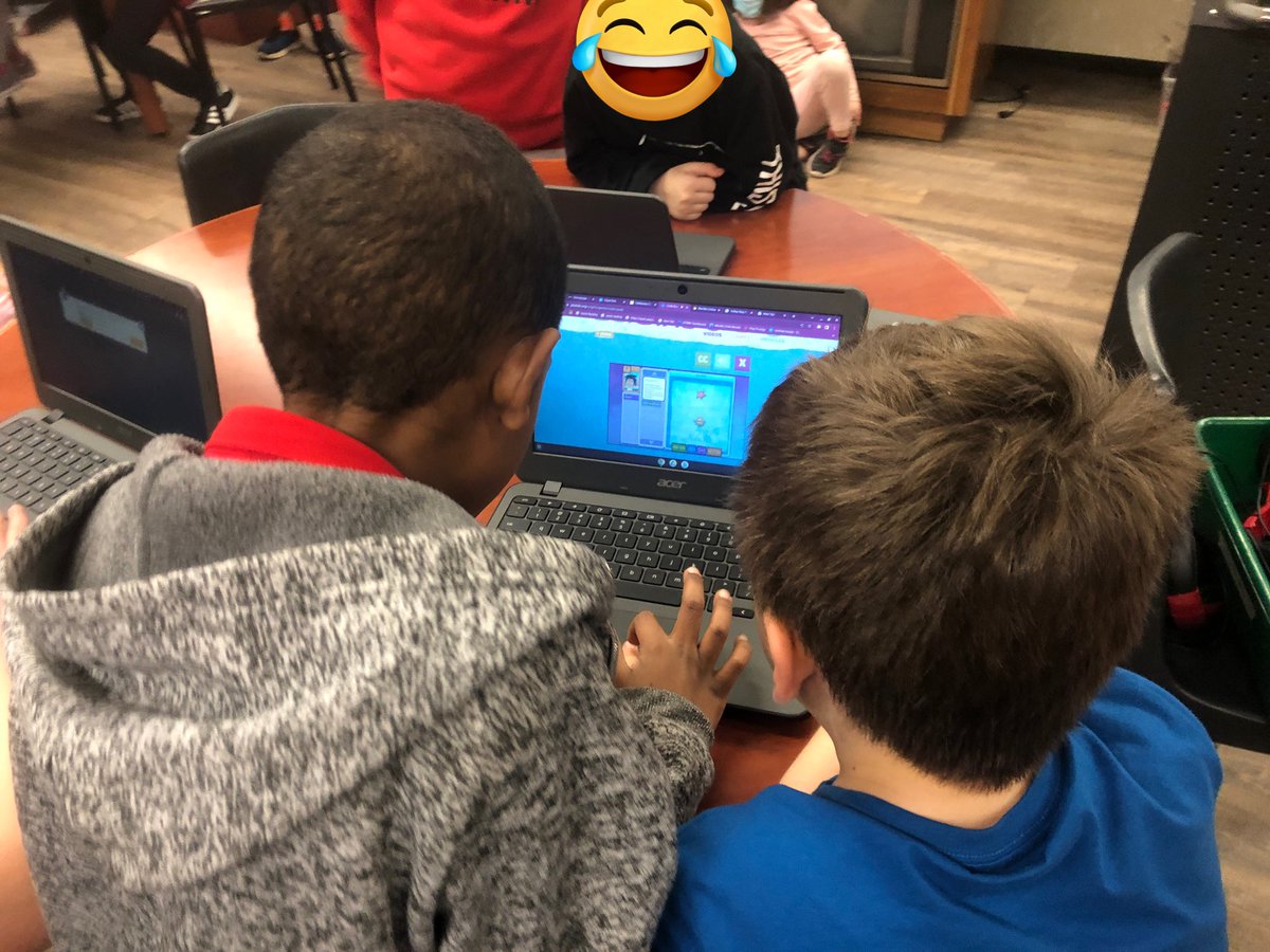 ValleyWayDSBN's tweet photo. From Hudson playing Paper Rock Scissors with his young friends on @microbit_edu to Alyssa and Hussein teaching @ScratchJr Valley way was coding @DSBN #CSEdWeek2022 #DSBNcodes More to come @hourofcode https://t.co/xuP3Q6OaQL