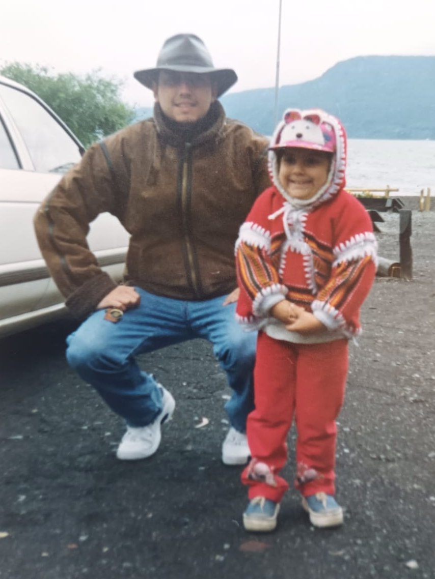 panchasky's tweet photo. La facha no se va, sólo se transforma. 

Estoy en vivo 🔴 https://t.co/dSKuaPPj5s #TwitchStreamers [HOY ENANOLIMPIADAS] #TabernaLiteraria 🍻 https://t.co/IRYtcur2aU