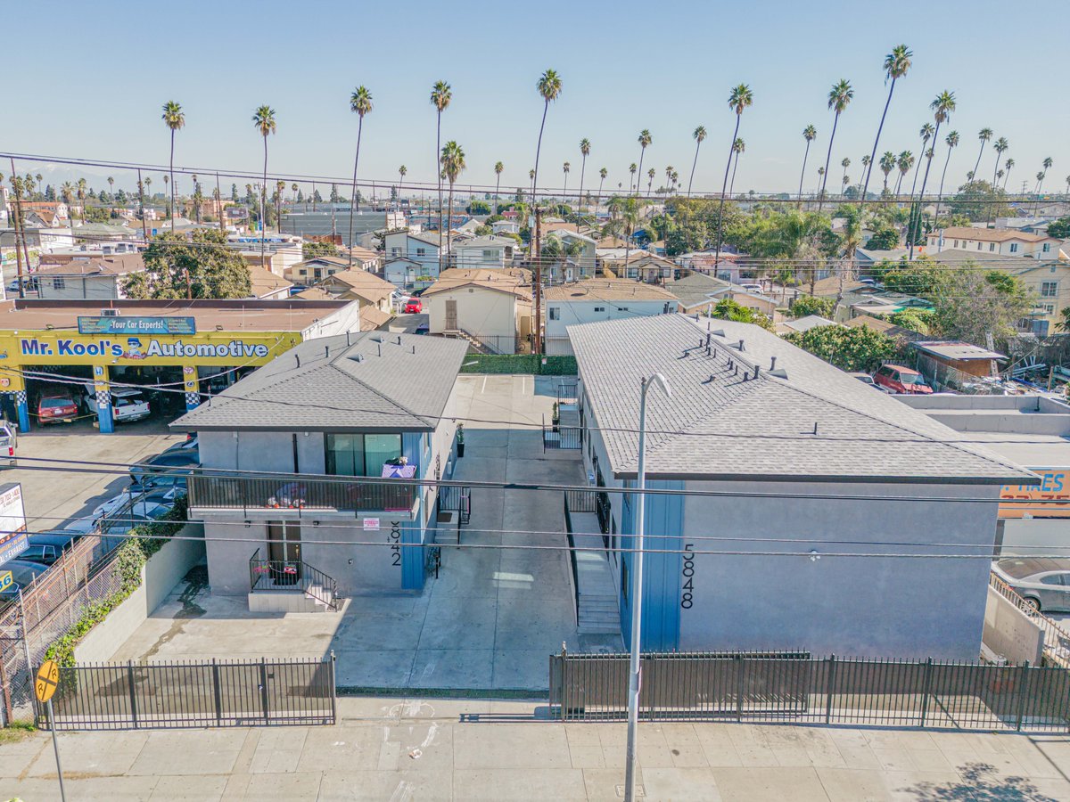 TiaoProperties's tweet photo. NEW PRICING! Non-LA rent controlled, fully remodeled turnkey property consisting of 9 units including one newly constructed ADU. 

✨New Price: $3,375,000✨

More info here: https://t.co/OAsPmNiT9w

#InvestmentProperty #MultifamilyForSale #LosAngelesRealEstate #1031Exchange https://t.co/AFJKBcs3a2
