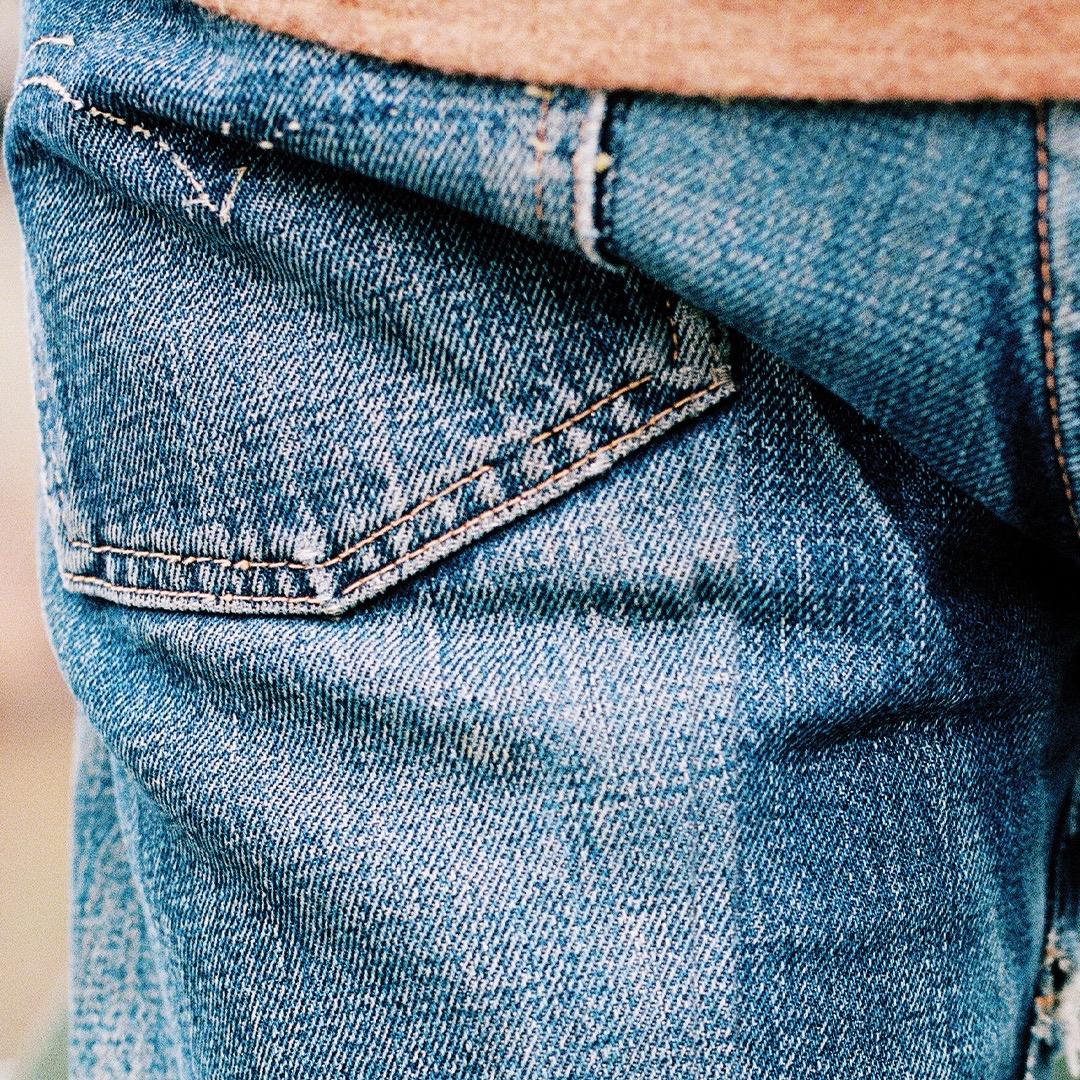 Levi's Argentina tweet media