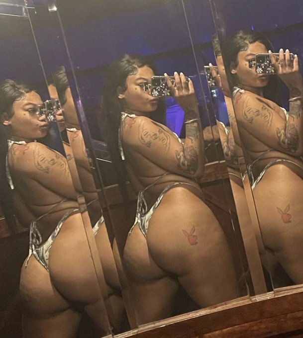 Thicker Than A Snicker 🤭🍫💕 Follow My OF For Private Content 💦 https://t.co/ekWIyeFpAQ