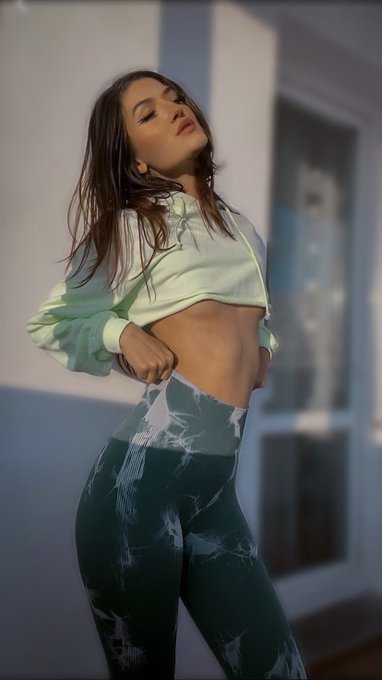 monikavenom