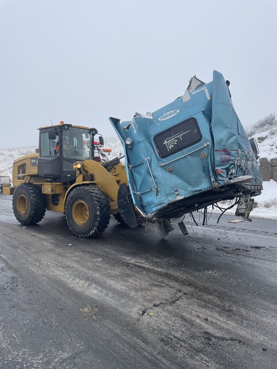 snoqualmie-pass-on-twitter-eastbound-i-90-at-kittitas-mp-115-is