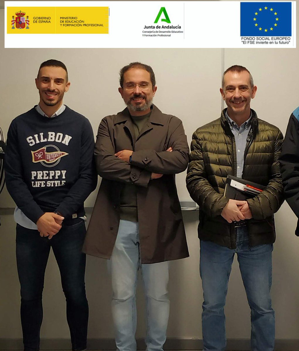 IESFernandoIII's tweet photo. profesionales y la empleabilidad del alumnado que cursa proyectos de Formación Profesional dual en el primer trimestre del curso escolar 2022-2023 mediante la colaboración de los sectores productivos. #martos @Alianzafpdual @FPAndaluza @IESFernandoIII https://t.co/DZWn7e2yhZ