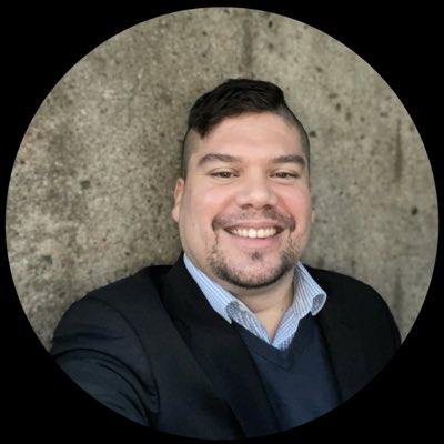 DavidLopezSales's tweet photo. #NewProfilePic https://t.co/wrcO9sabNX